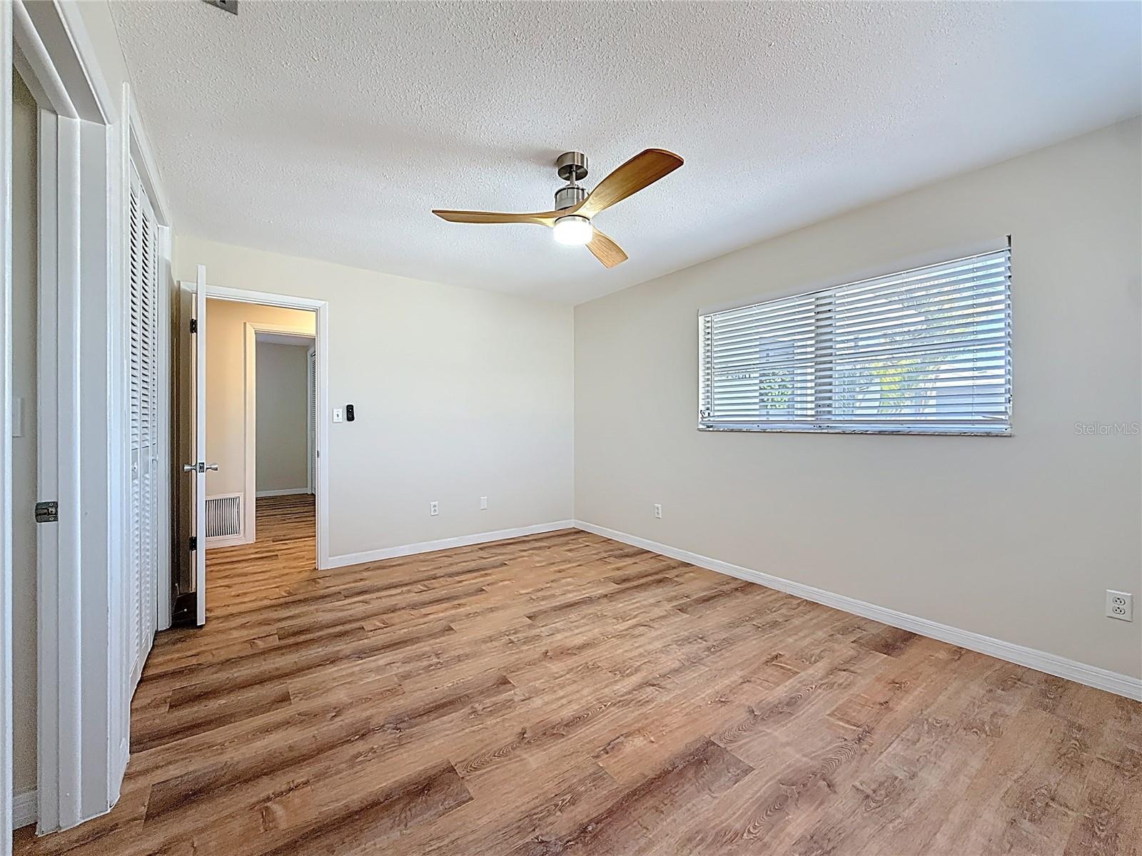 Image 33 of 58 For 11366 88th Avenue