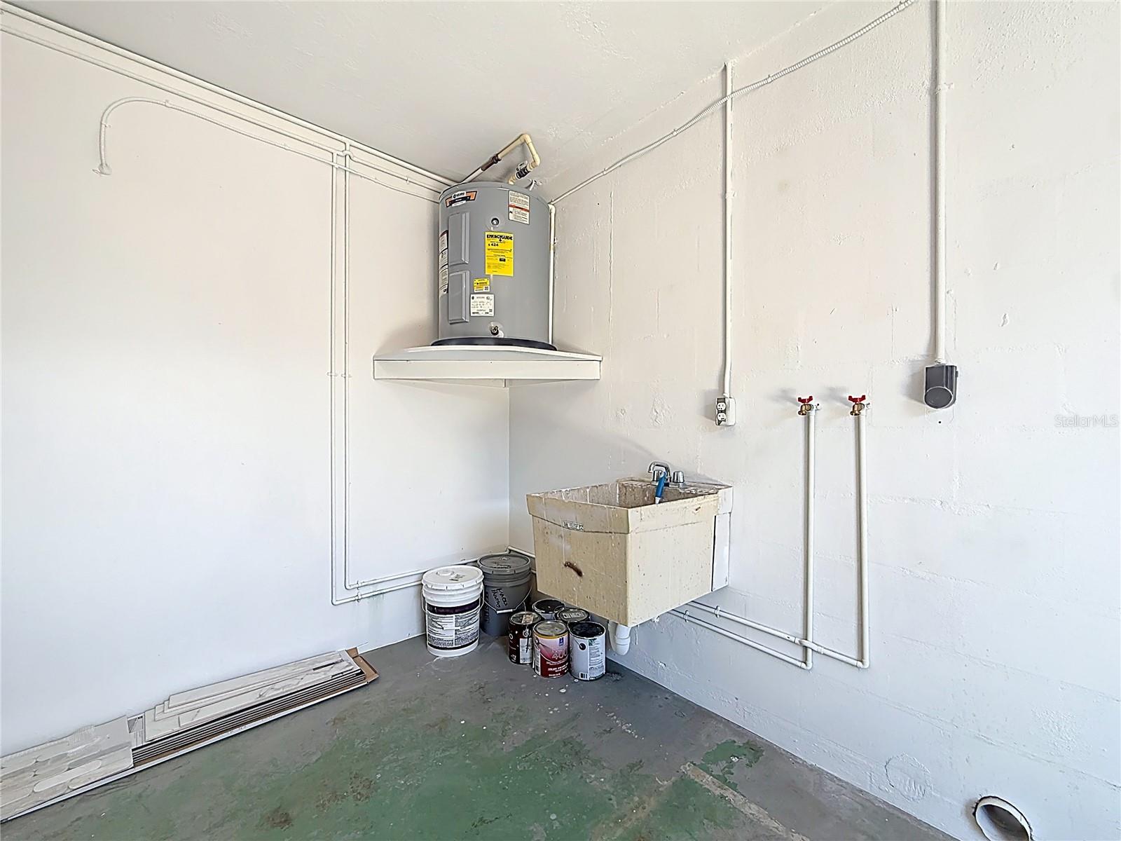 Image 47 of 58 For 11366 88th Avenue