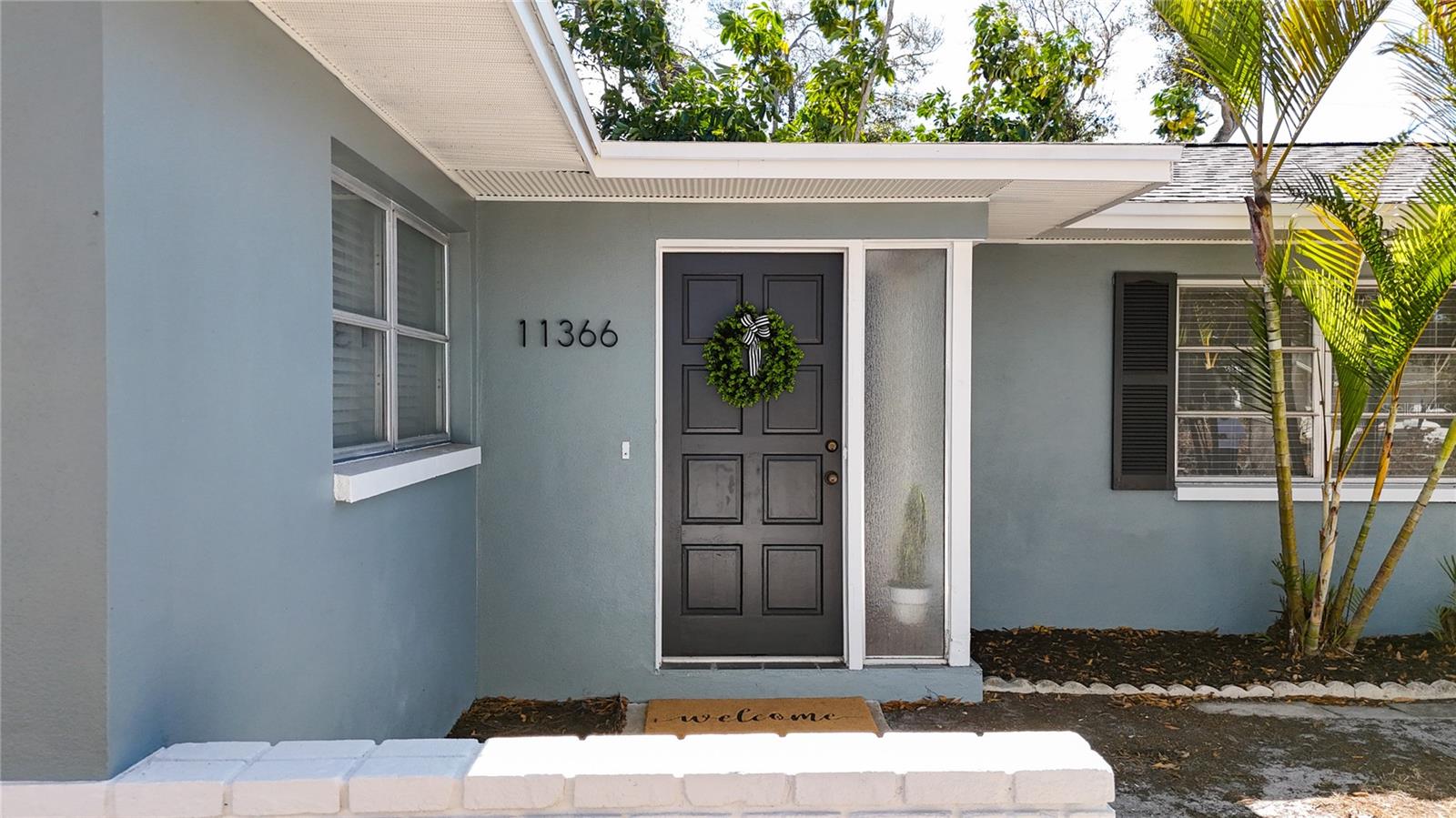 Image 5 of 58 For 11366 88th Avenue