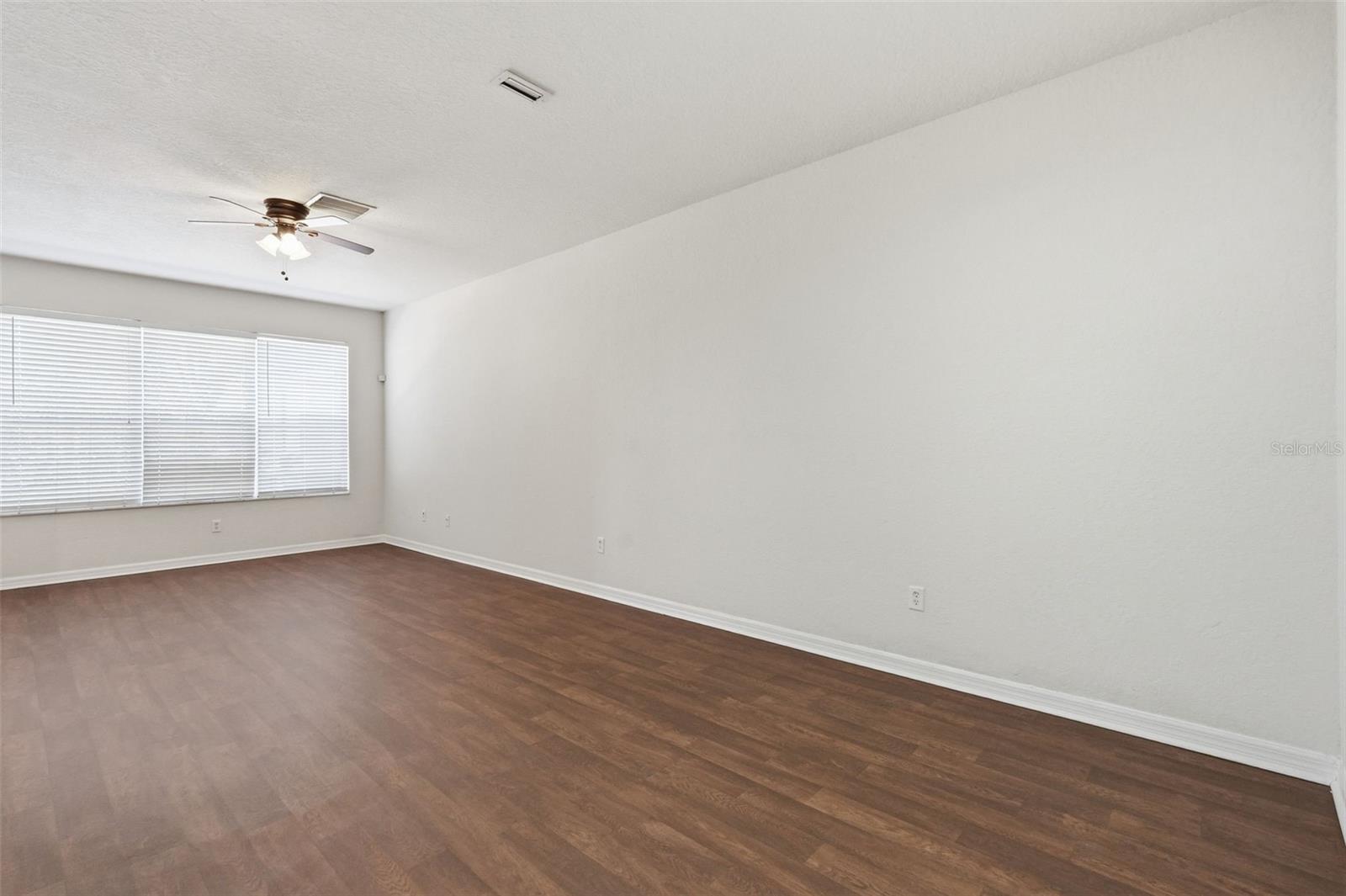 Image 18 of 55 For 3902 Claybrook Drive