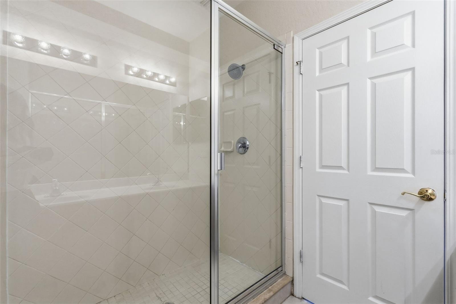 Image 28 of 55 For 3902 Claybrook Drive