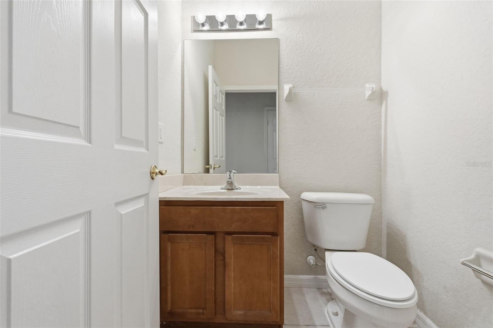 Image 8 of 55 For 3902 Claybrook Drive