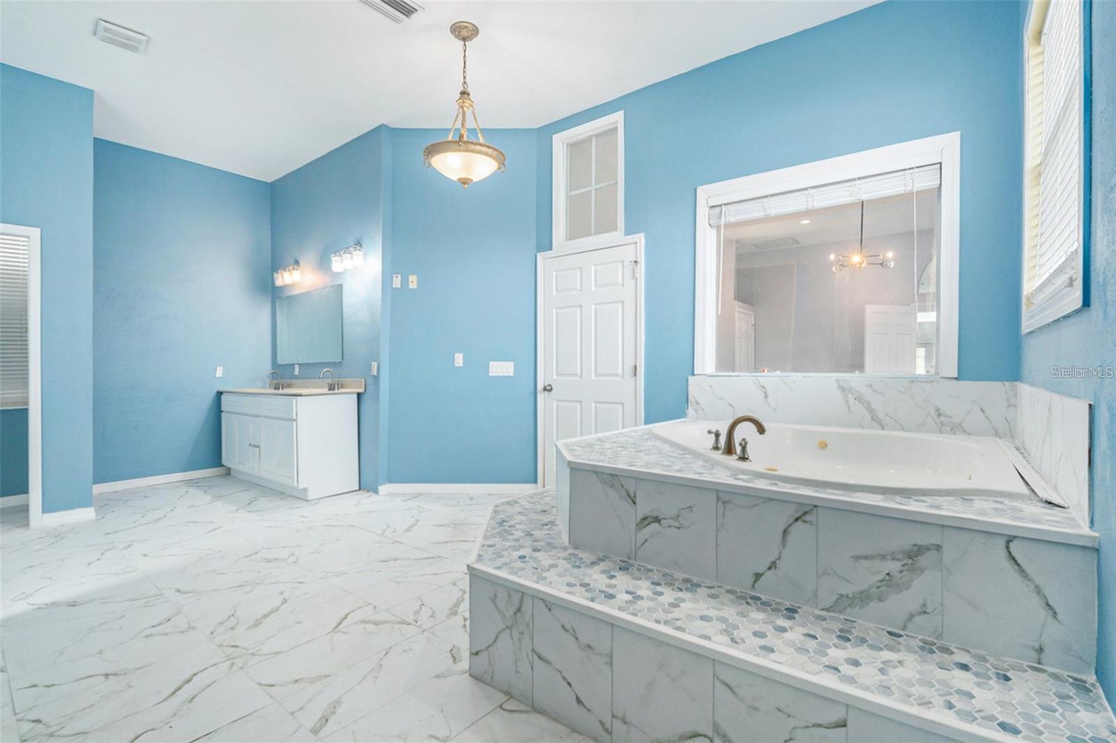 Image 18 of 32 For 12349 Wasatch Court