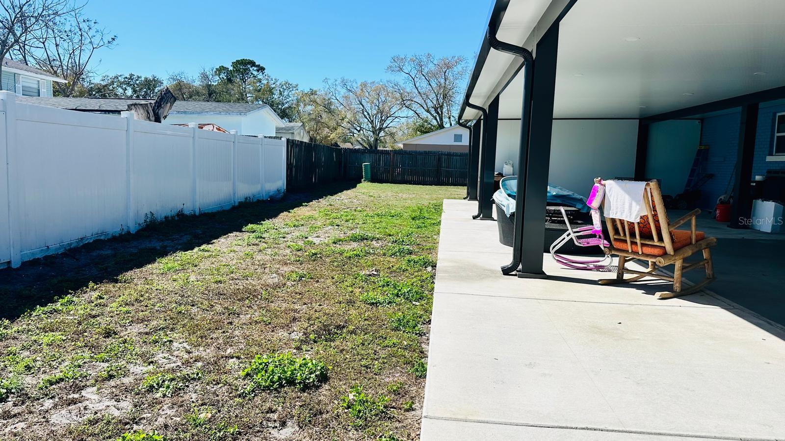 Listing photo id 38 for 6804 Barry Road