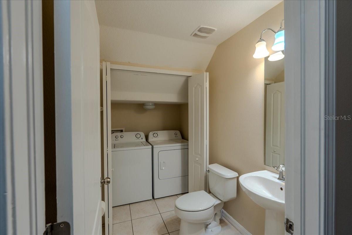 Image 11 of 40 For 6327 Maisie Road