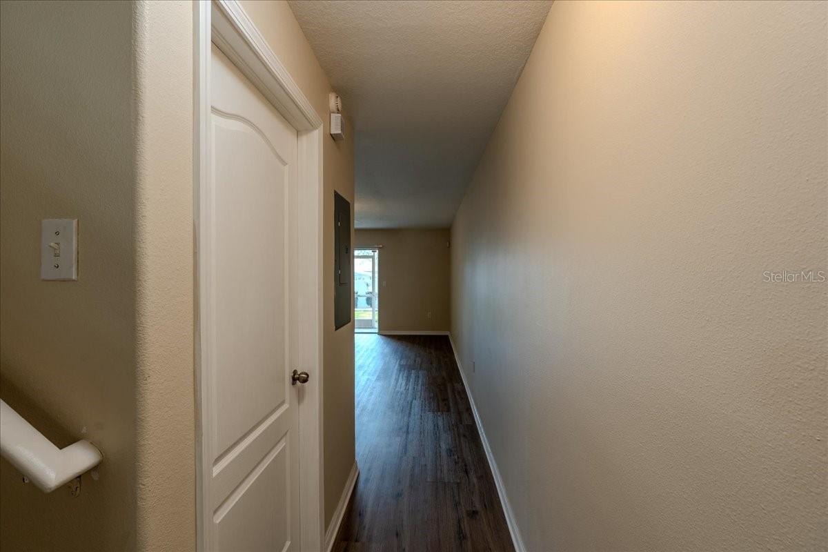 Image 9 of 40 For 6327 Maisie Road