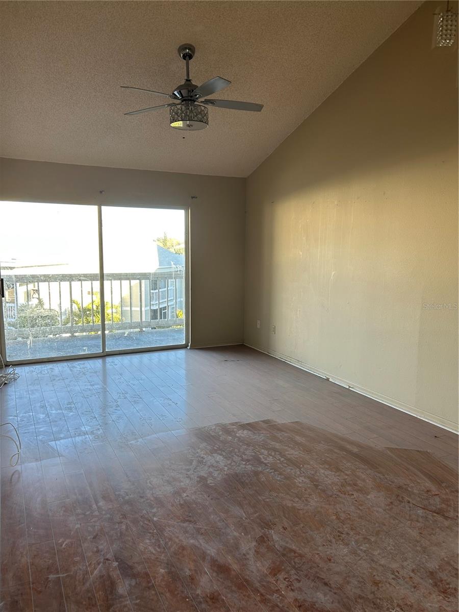 Image 7 of 22 For 6924 Stones Throw Circle N 8306