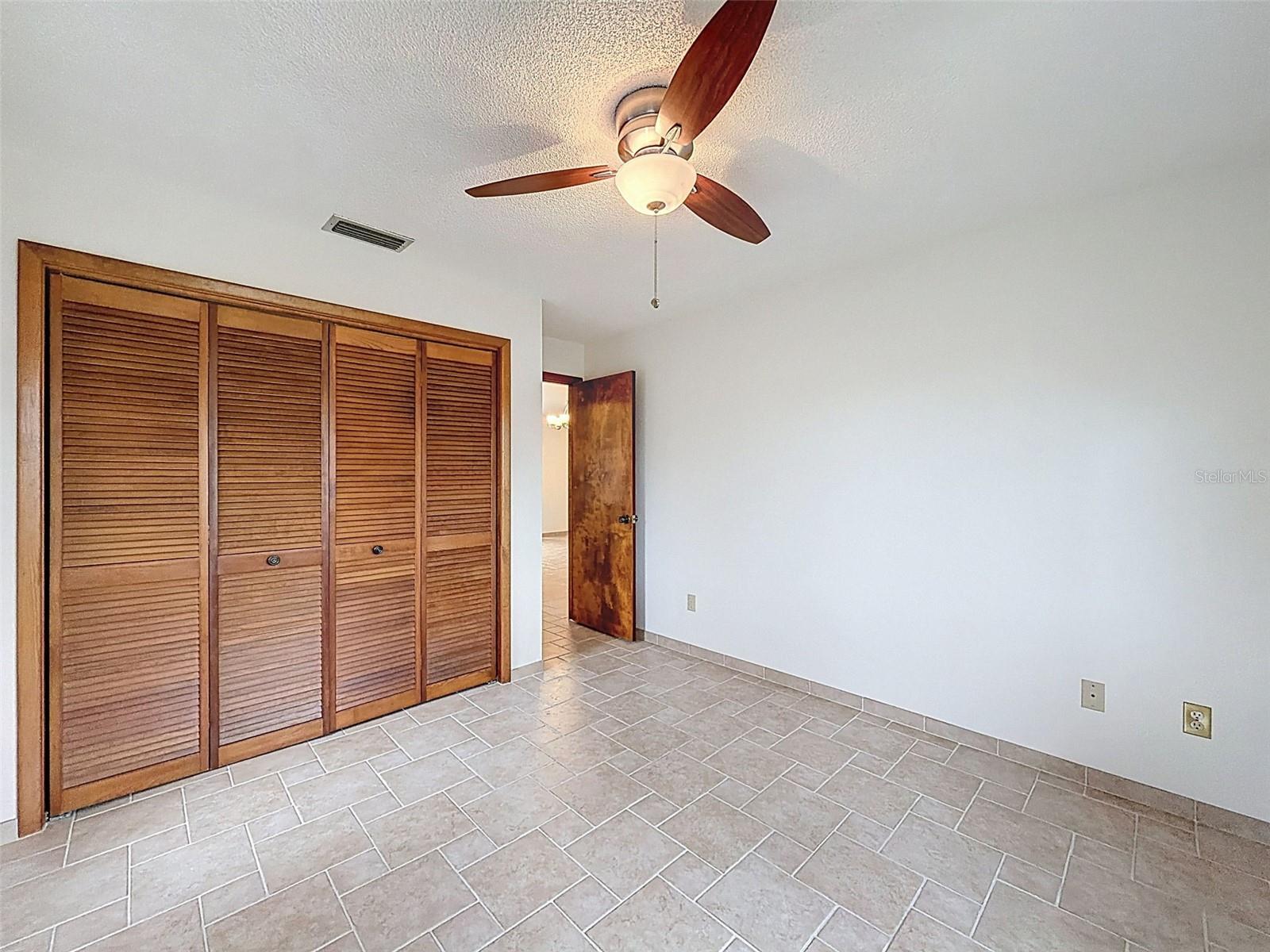 Image 25 of 58 For 1373 Disston Avenue