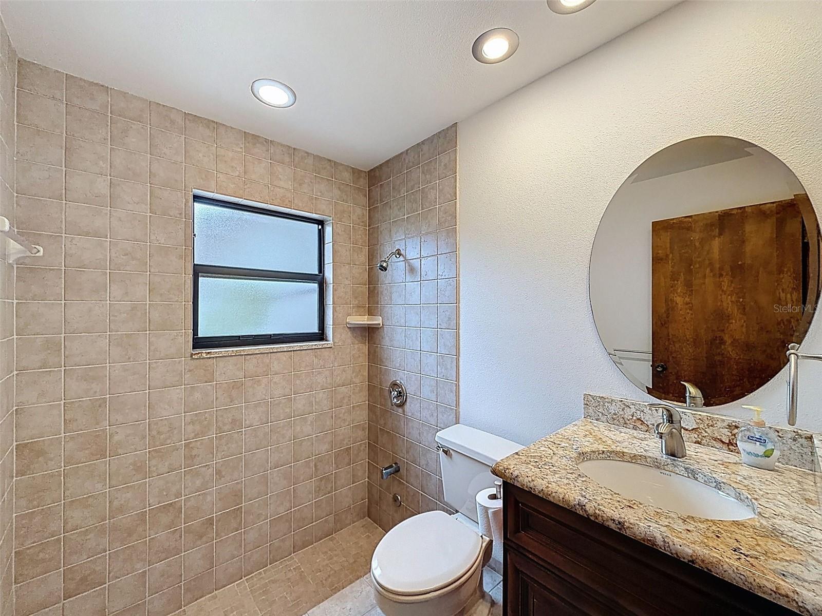 Image 28 of 58 For 1373 Disston Avenue