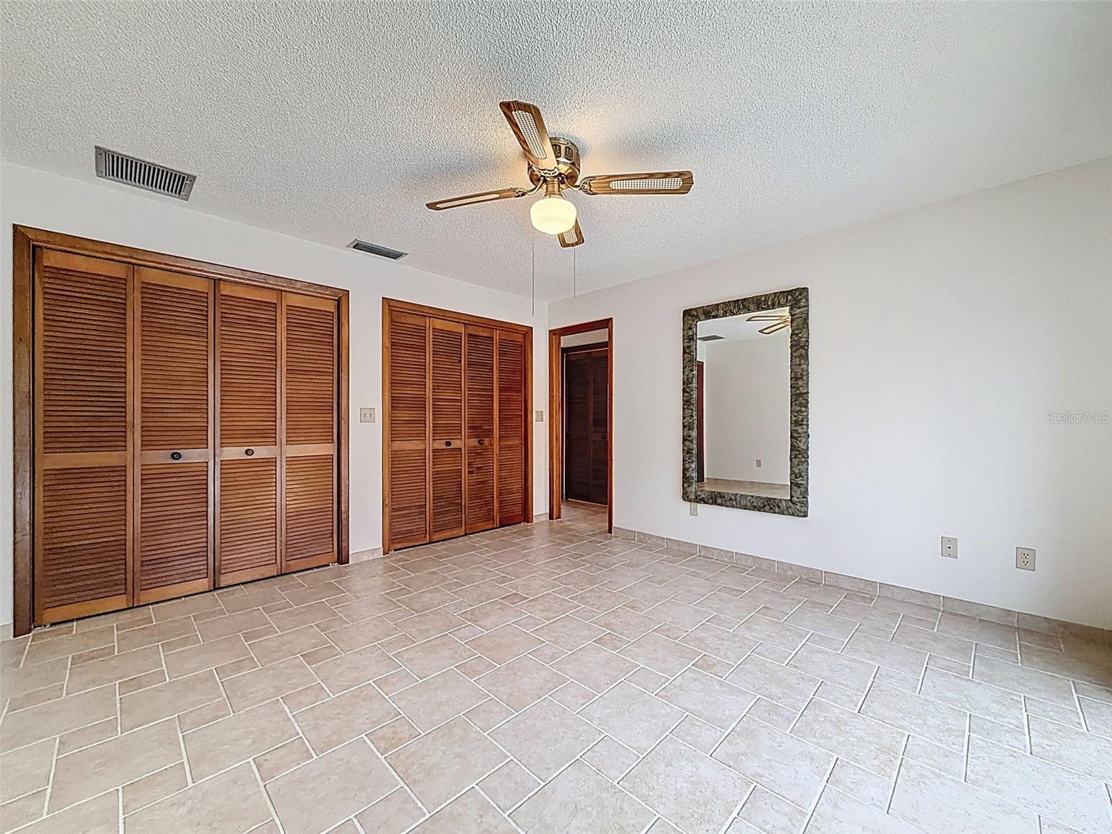 Image 31 of 58 For 1373 Disston Avenue