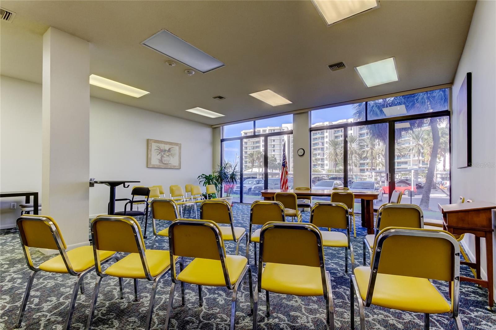 Image 14 of 100 For 660 Island Way 903