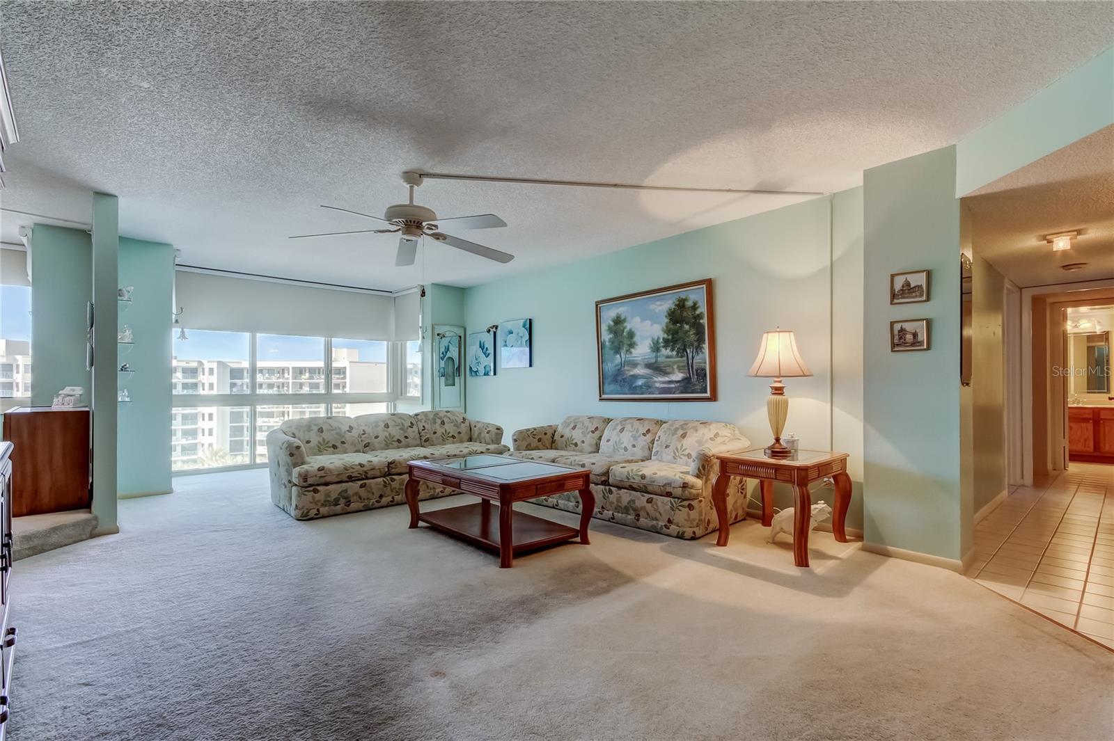 Image 46 of 100 For 660 Island Way 903