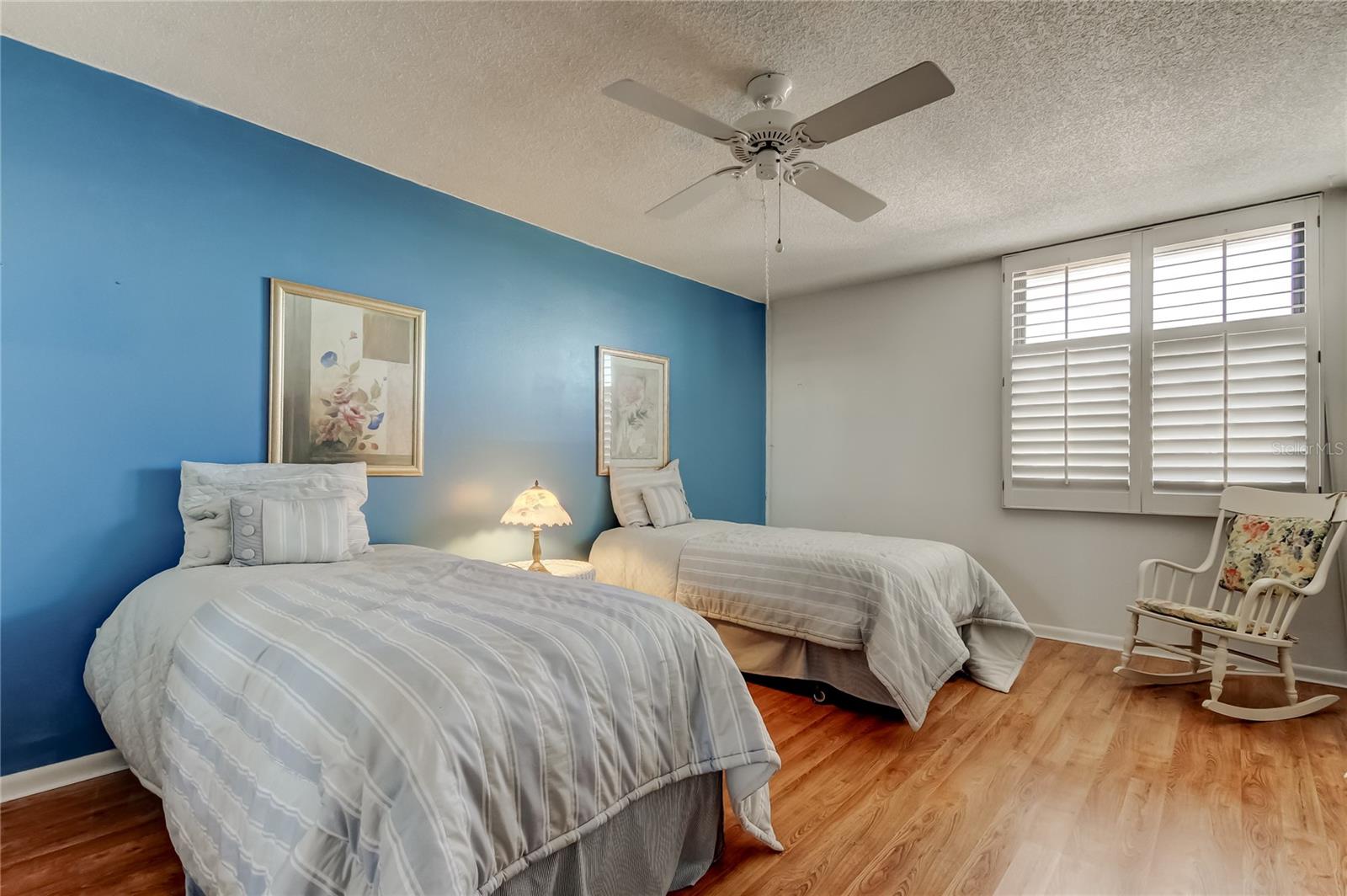 Image 65 of 100 For 660 Island Way 903