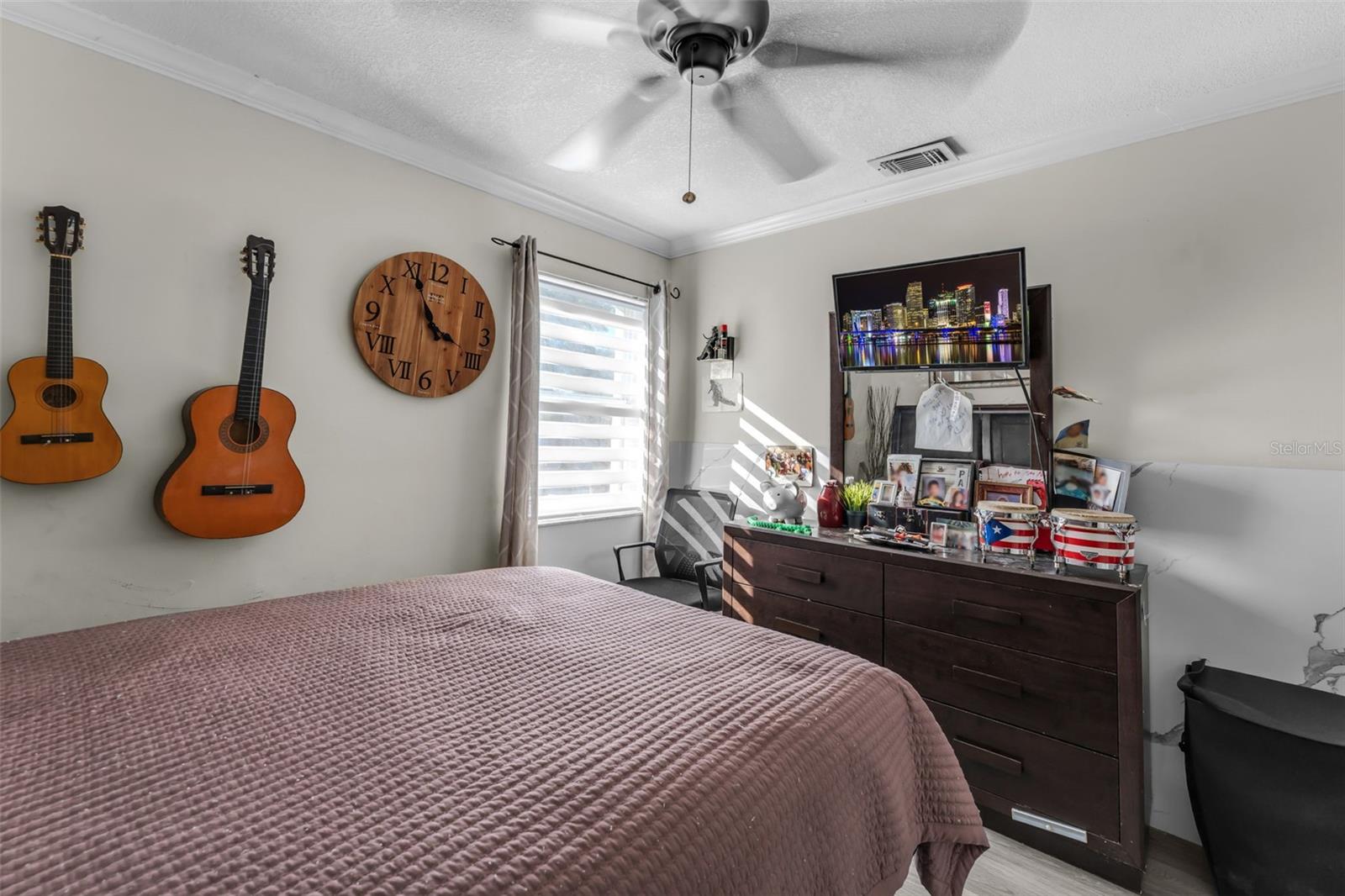 Image 13 of 41 For 17231 115th Avenue