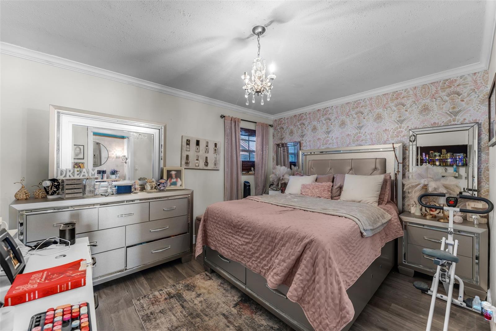 Image 19 of 41 For 17231 115th Avenue