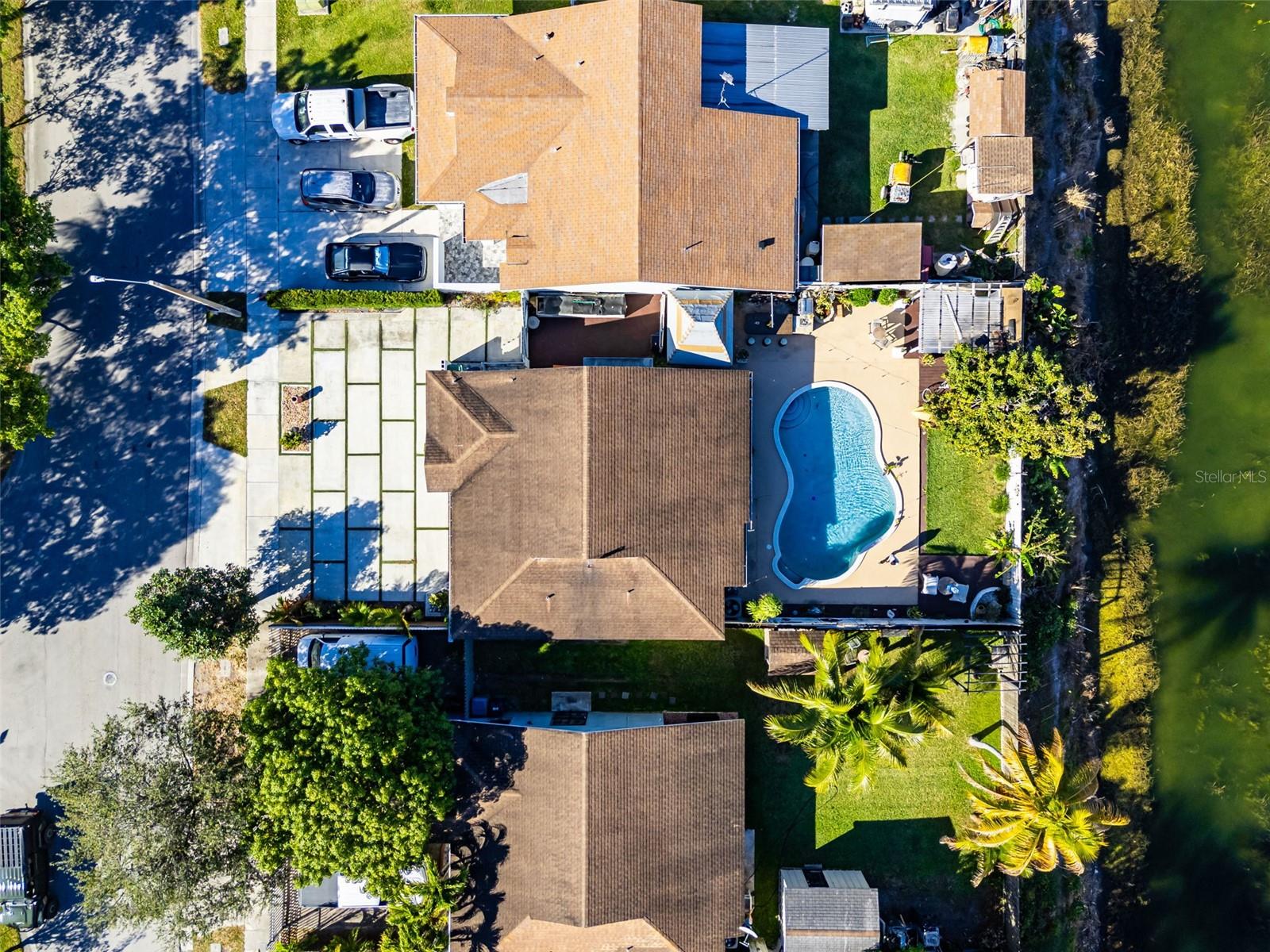 Image 32 of 41 For 17231 115th Avenue