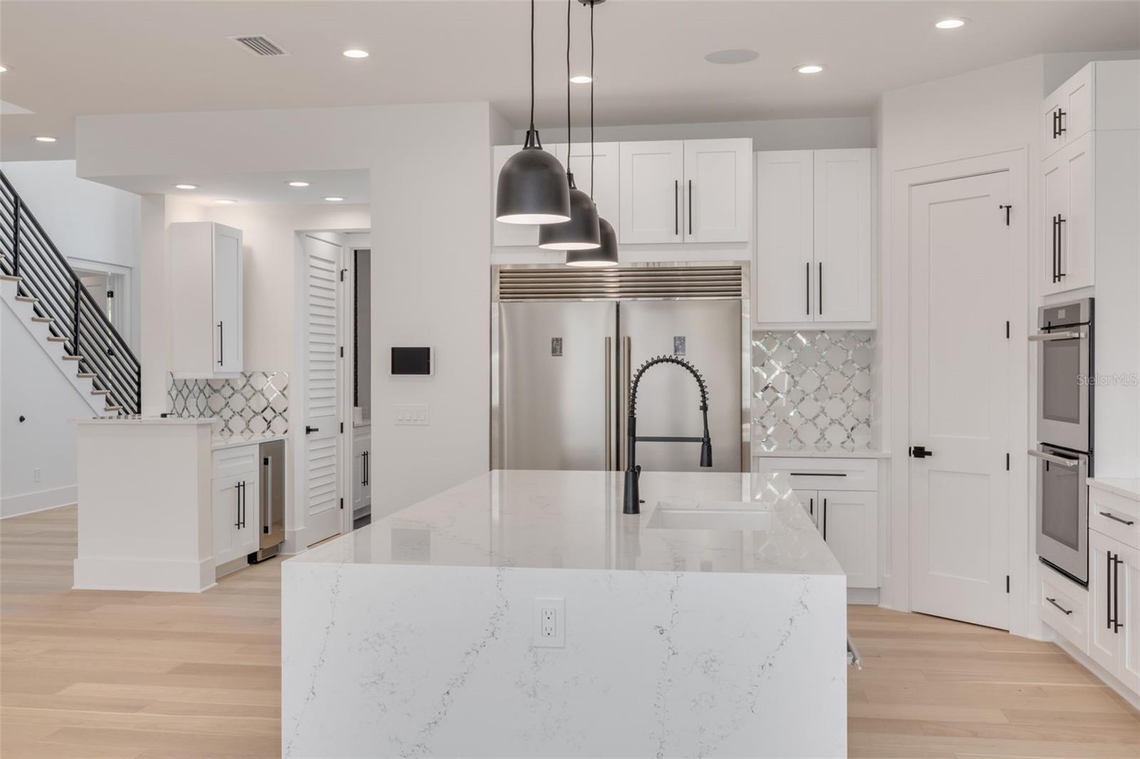 Image 20 of 98 For 6012 Kipps Colony Drive E