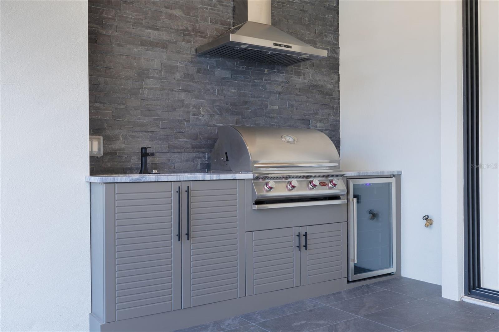 Image 27 of 98 For 6012 Kipps Colony Drive E