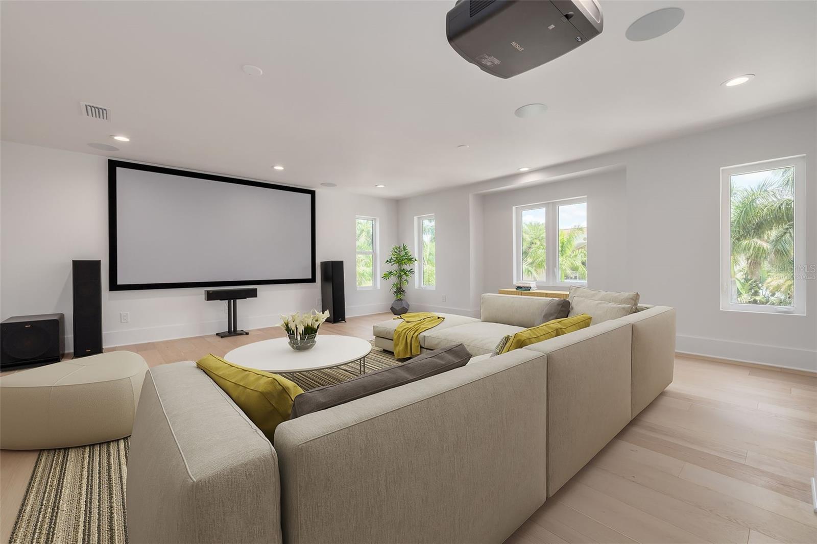 Image 30 of 98 For 6012 Kipps Colony Drive E