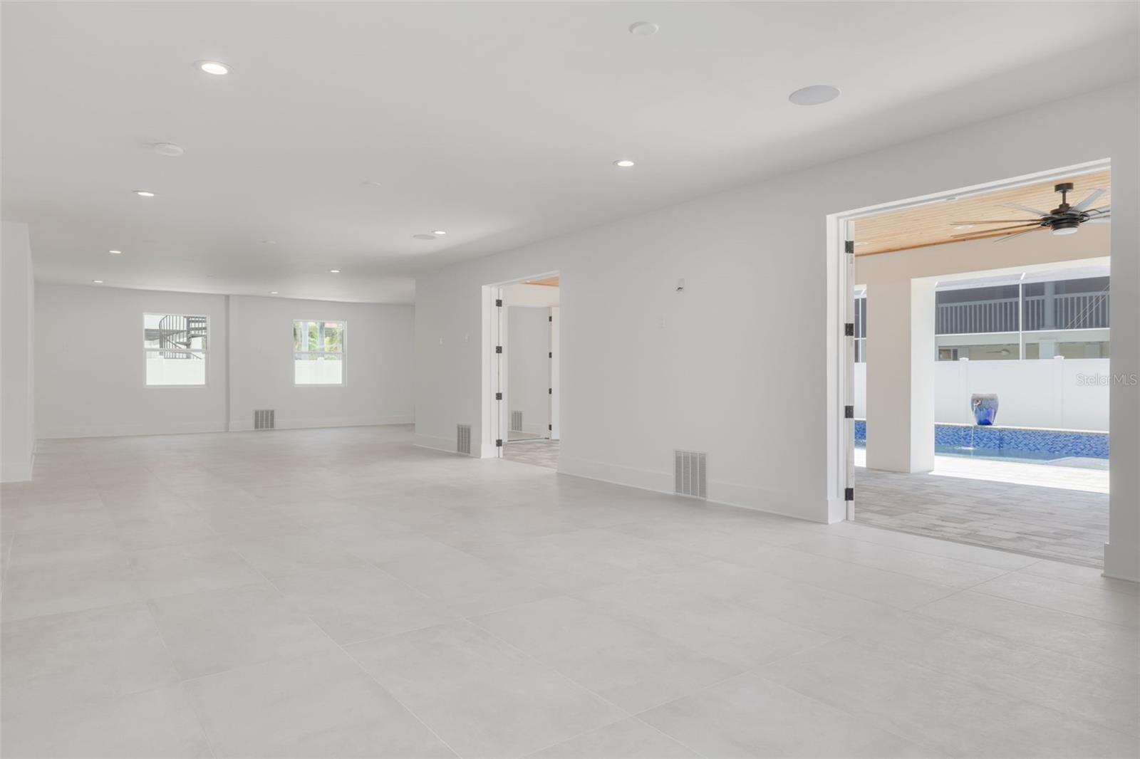 Image 64 of 98 For 6012 Kipps Colony Drive E