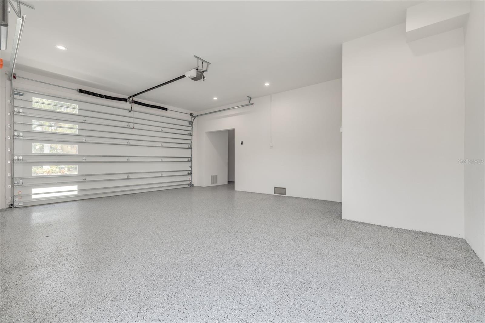 Image 69 of 98 For 6012 Kipps Colony Drive E