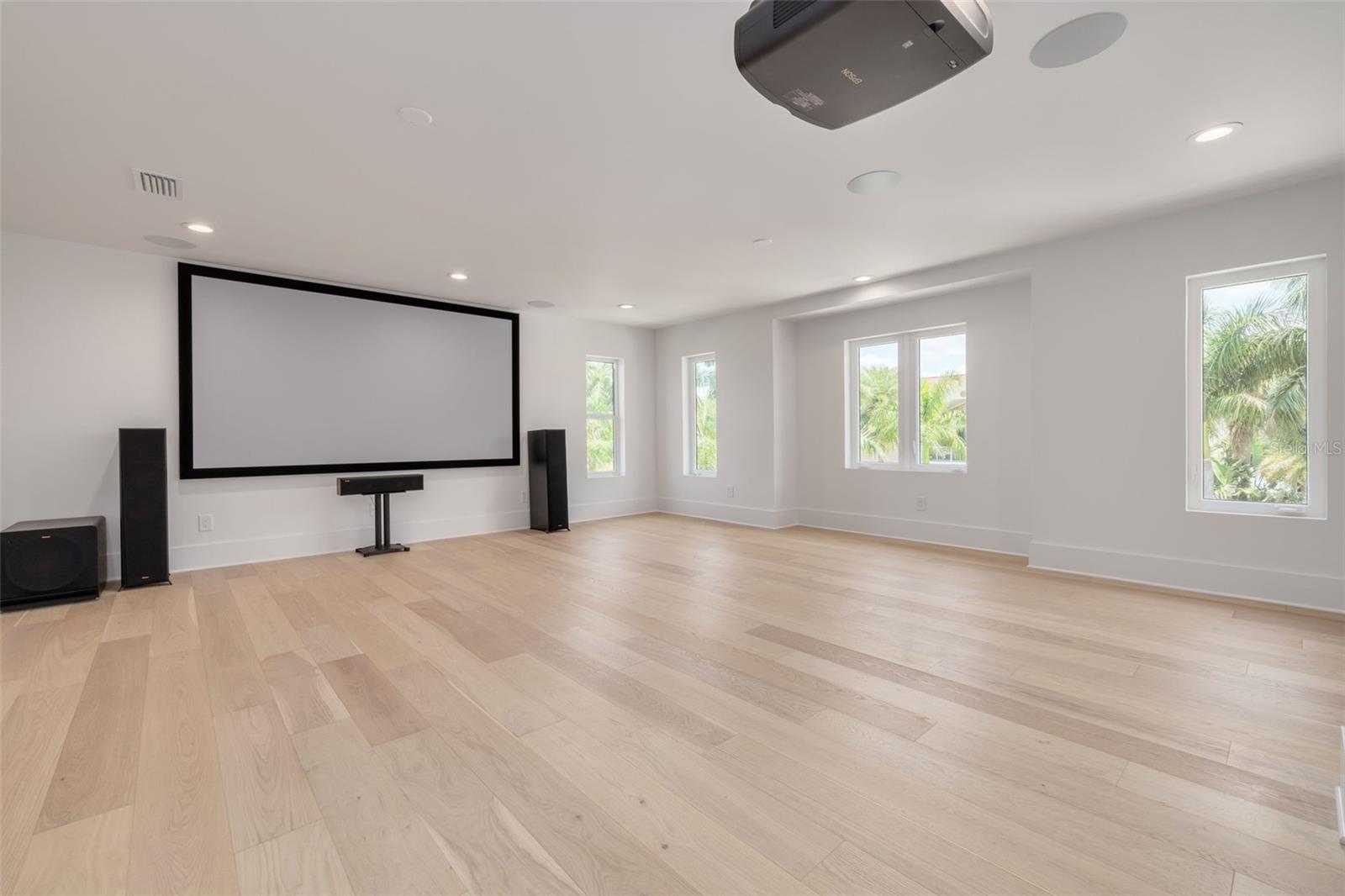 Image 81 of 98 For 6012 Kipps Colony Drive E