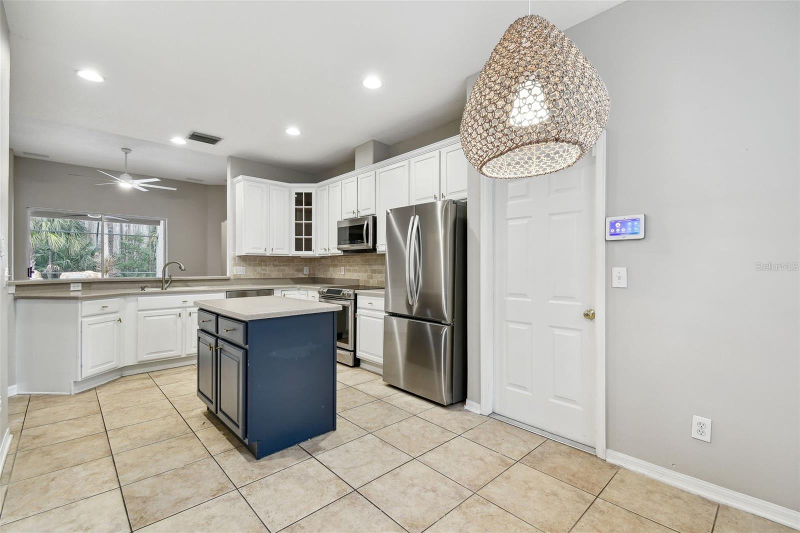 Image 15 of 82 For 8106 Kendelwick Court