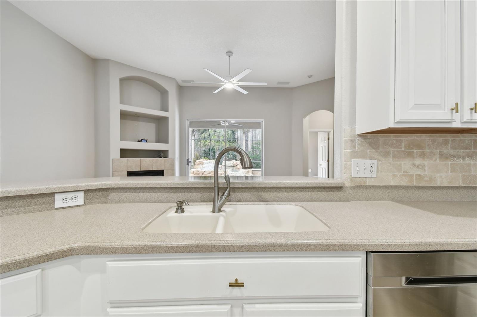 Image 22 of 82 For 8106 Kendelwick Court