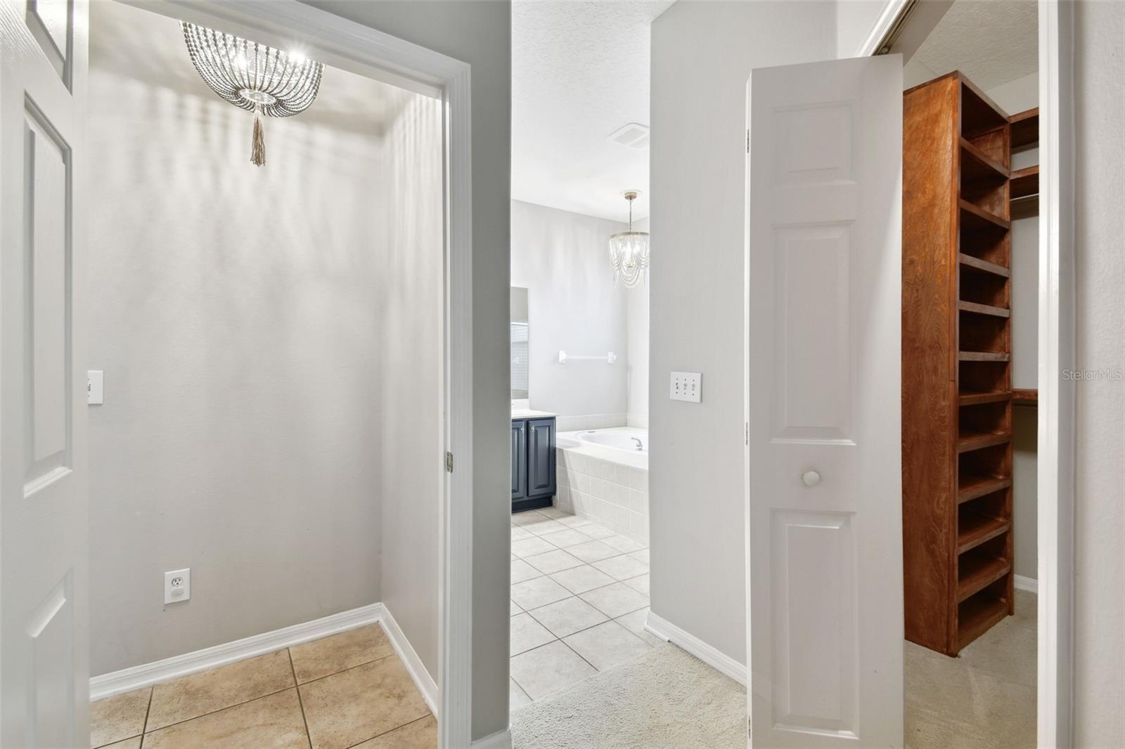 Image 35 of 82 For 8106 Kendelwick Court