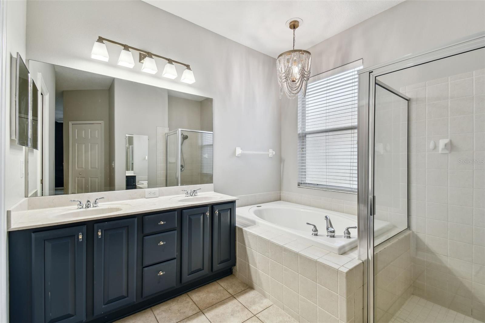 Image 37 of 82 For 8106 Kendelwick Court