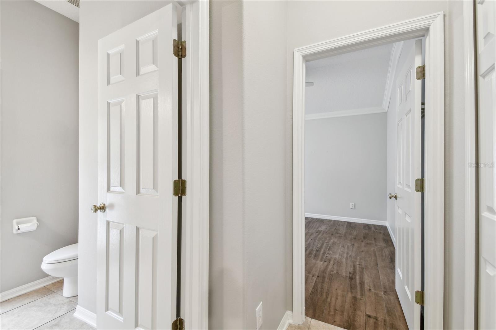 Image 43 of 82 For 8106 Kendelwick Court