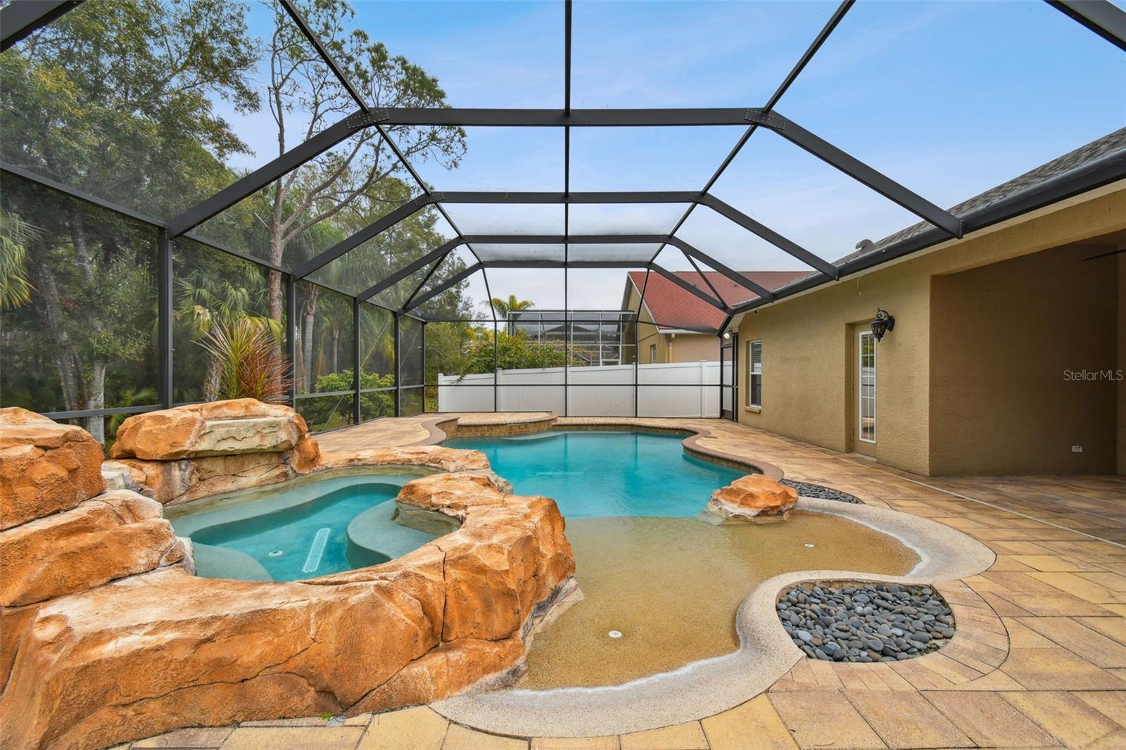 Image 69 of 82 For 8106 Kendelwick Court