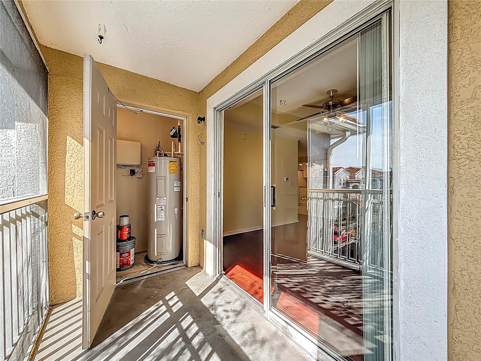 Listing photo id 28 for 18001 Richmond Place Drive 1233