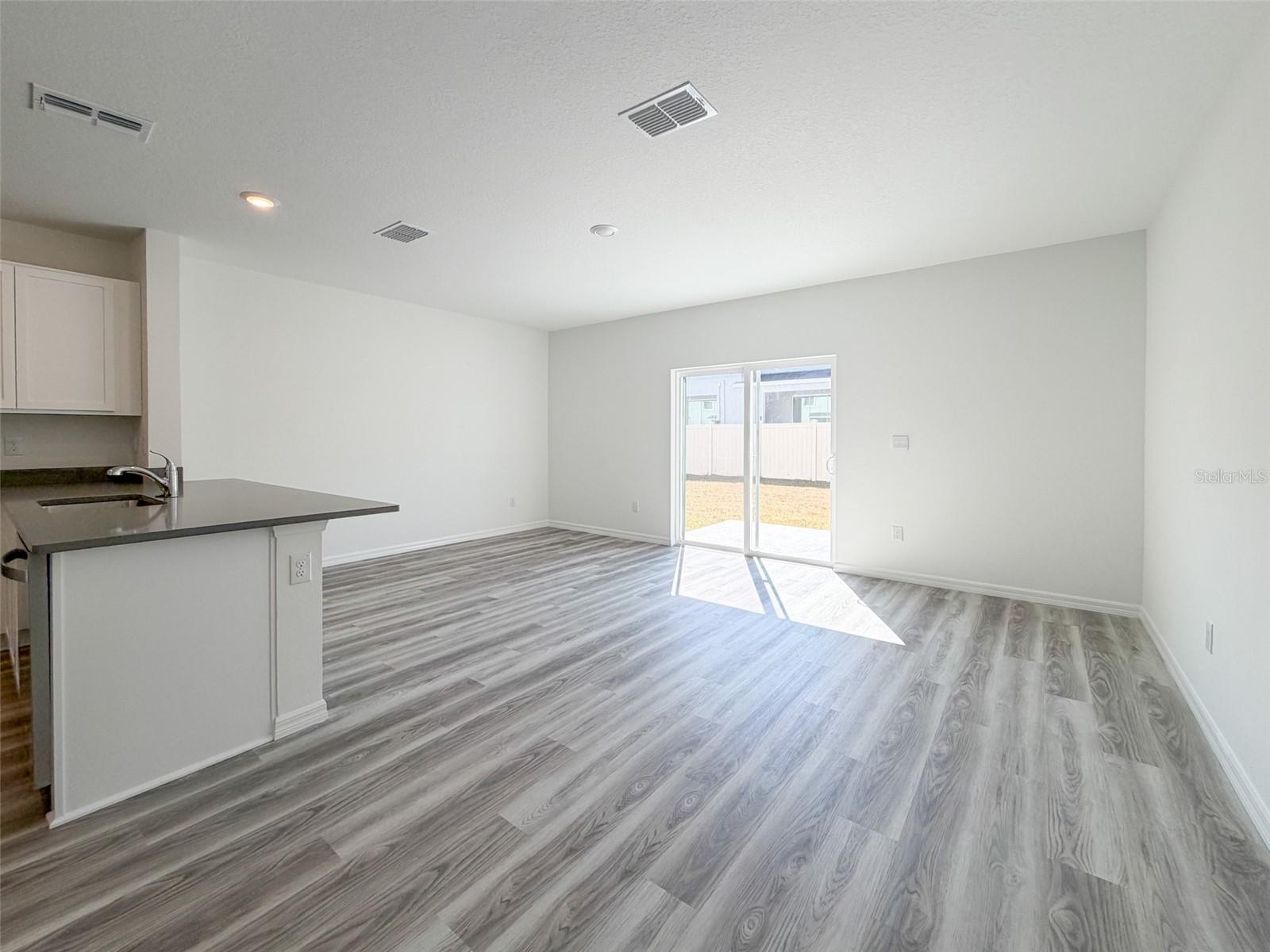 Image 5 of 16 For 31276 Paper Birch Street