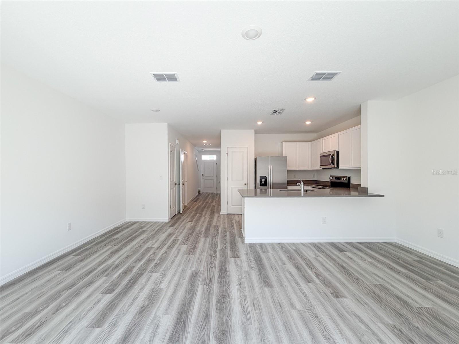 Image 6 of 16 For 31276 Paper Birch Street