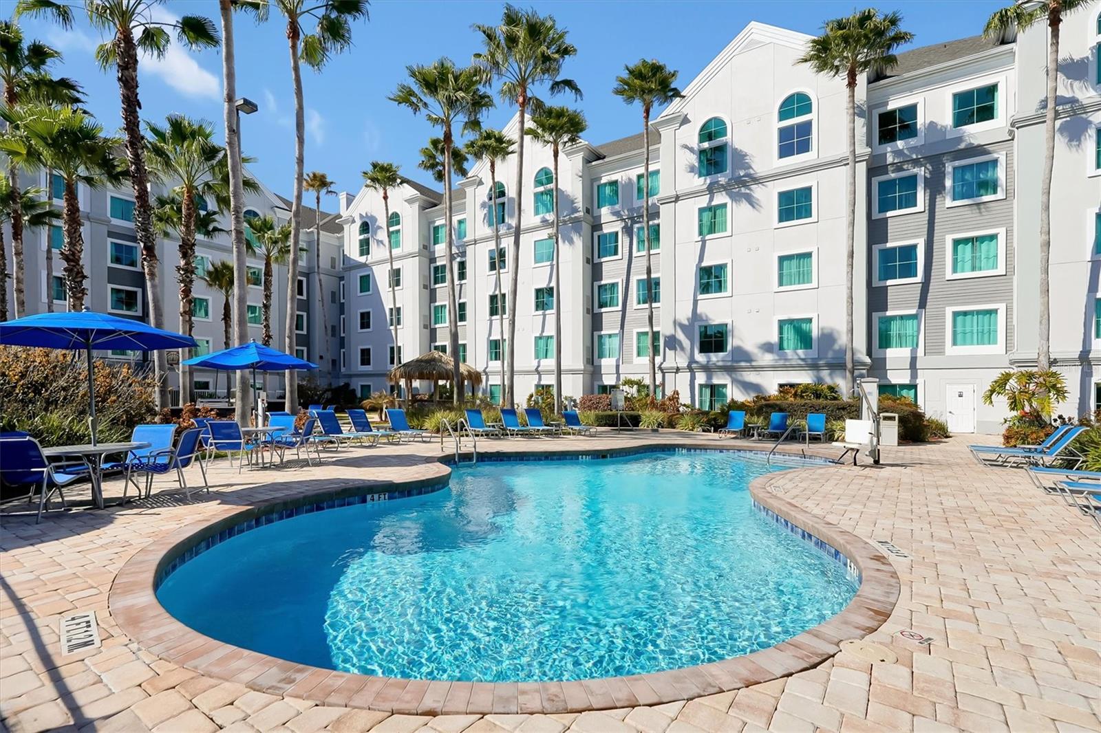 Image 21 of 47 For 8303 Palm Parkway 211