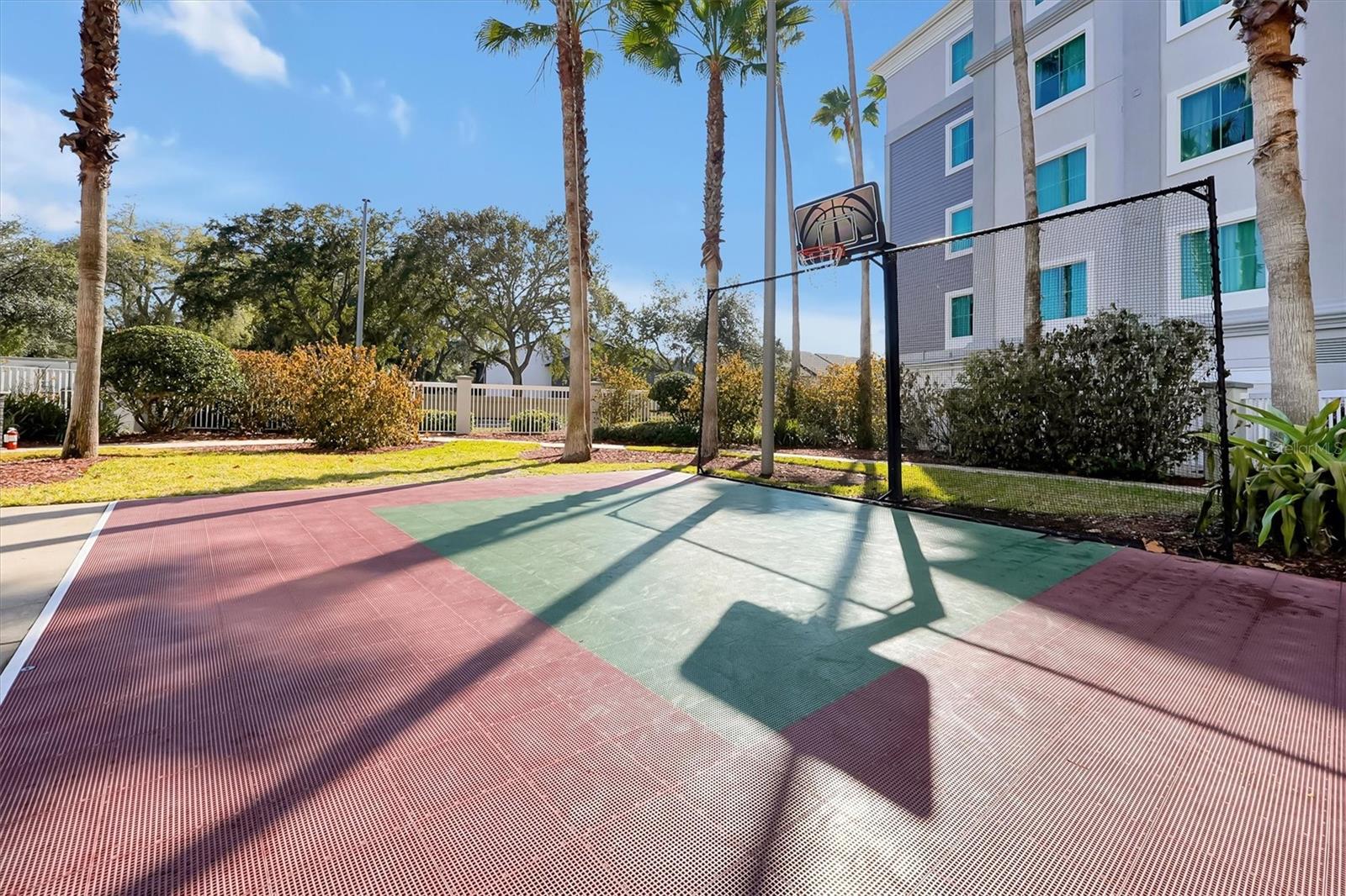 Image 28 of 47 For 8303 Palm Parkway 211