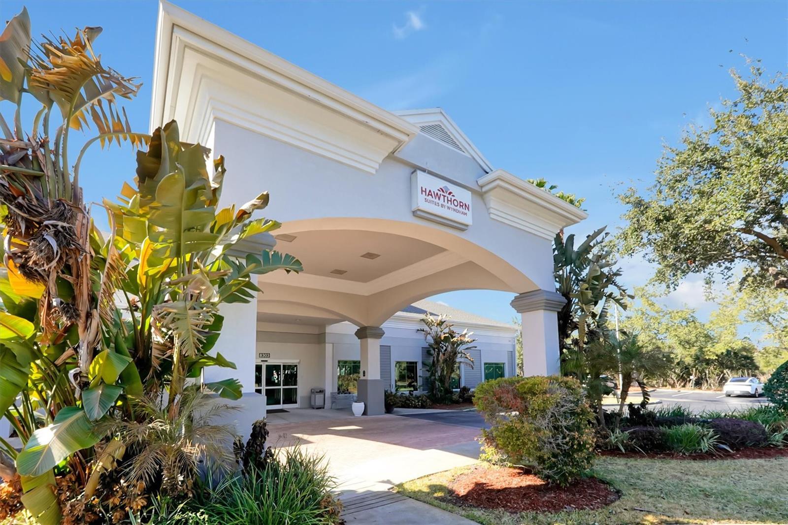 Image 4 of 47 For 8303 Palm Parkway 211