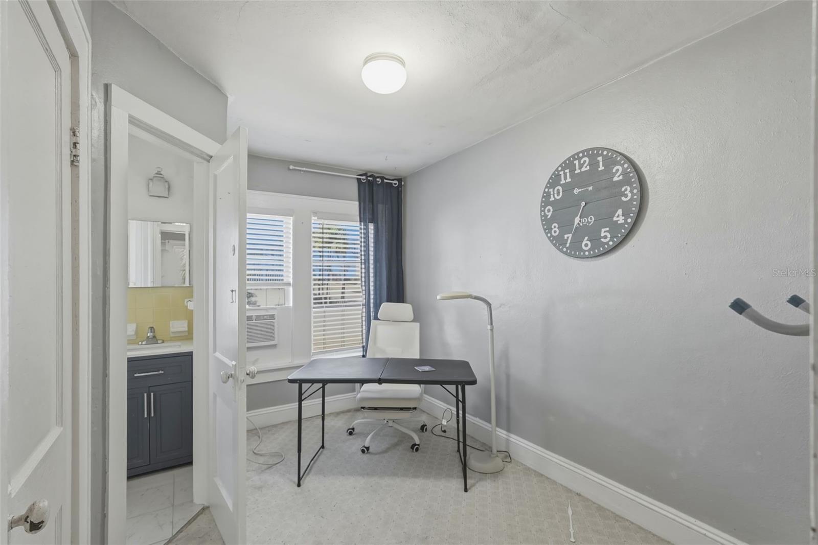 Image 15 of 36 For 104 18th Avenue