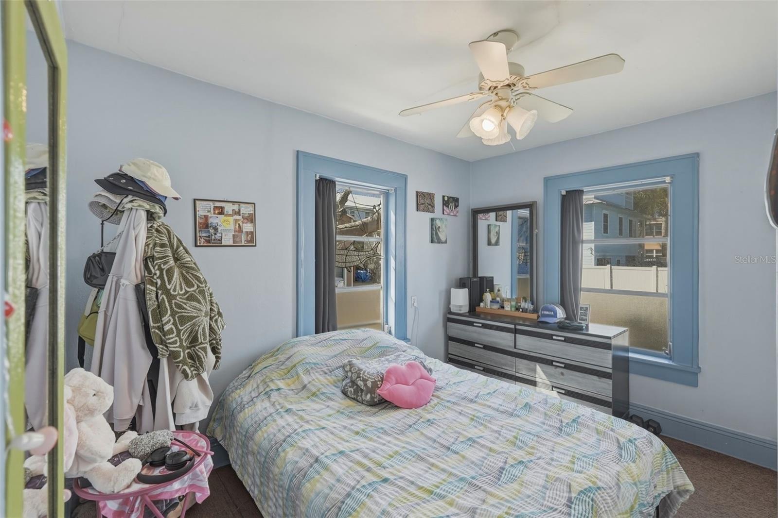 Image 22 of 36 For 104 18th Avenue