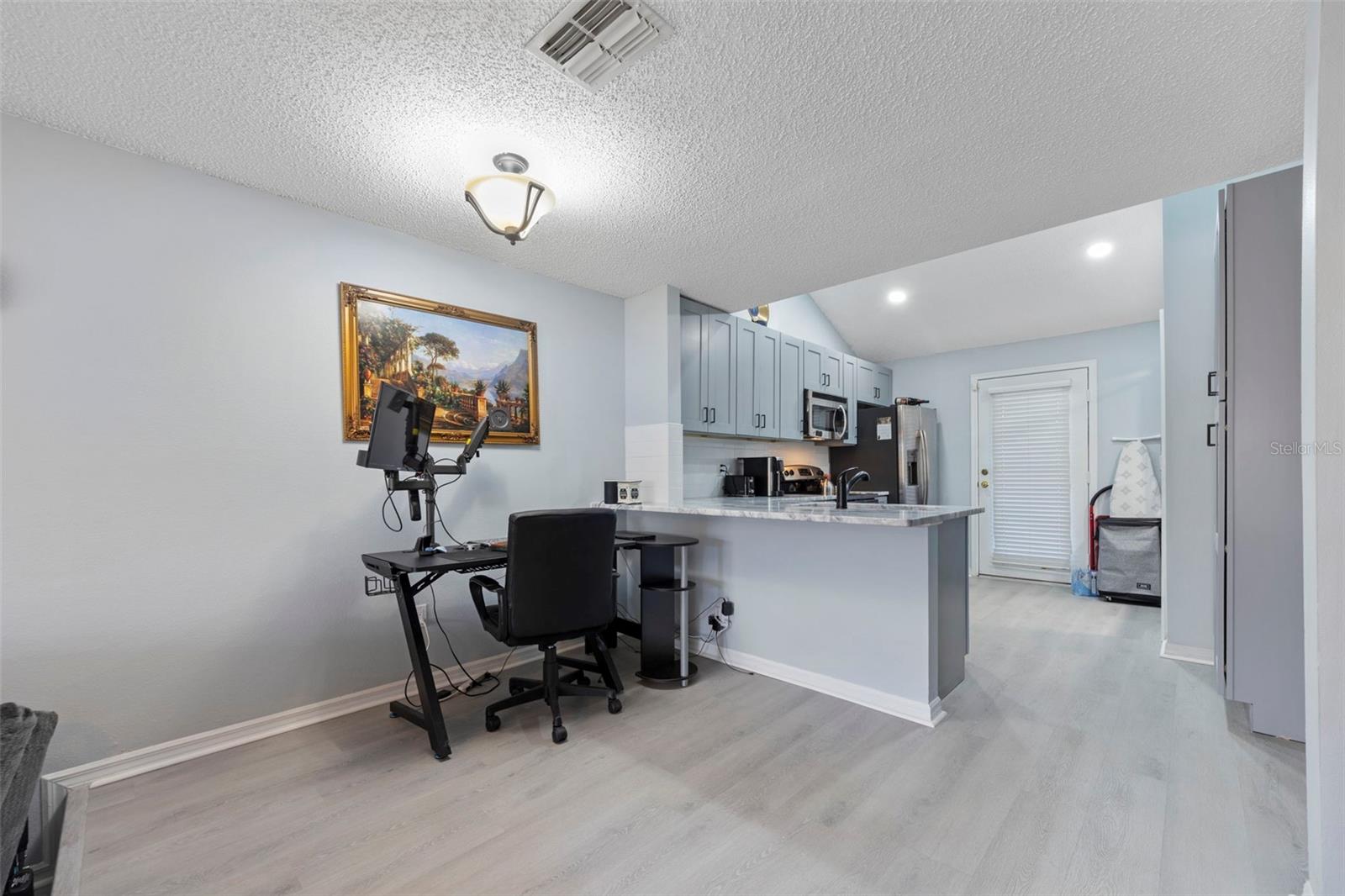 Image 9 of 53 For 3401 Cypress Head Court