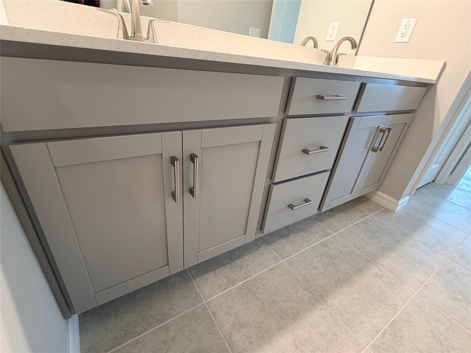 Image 5 of 9 For 8604 Anna May Drive