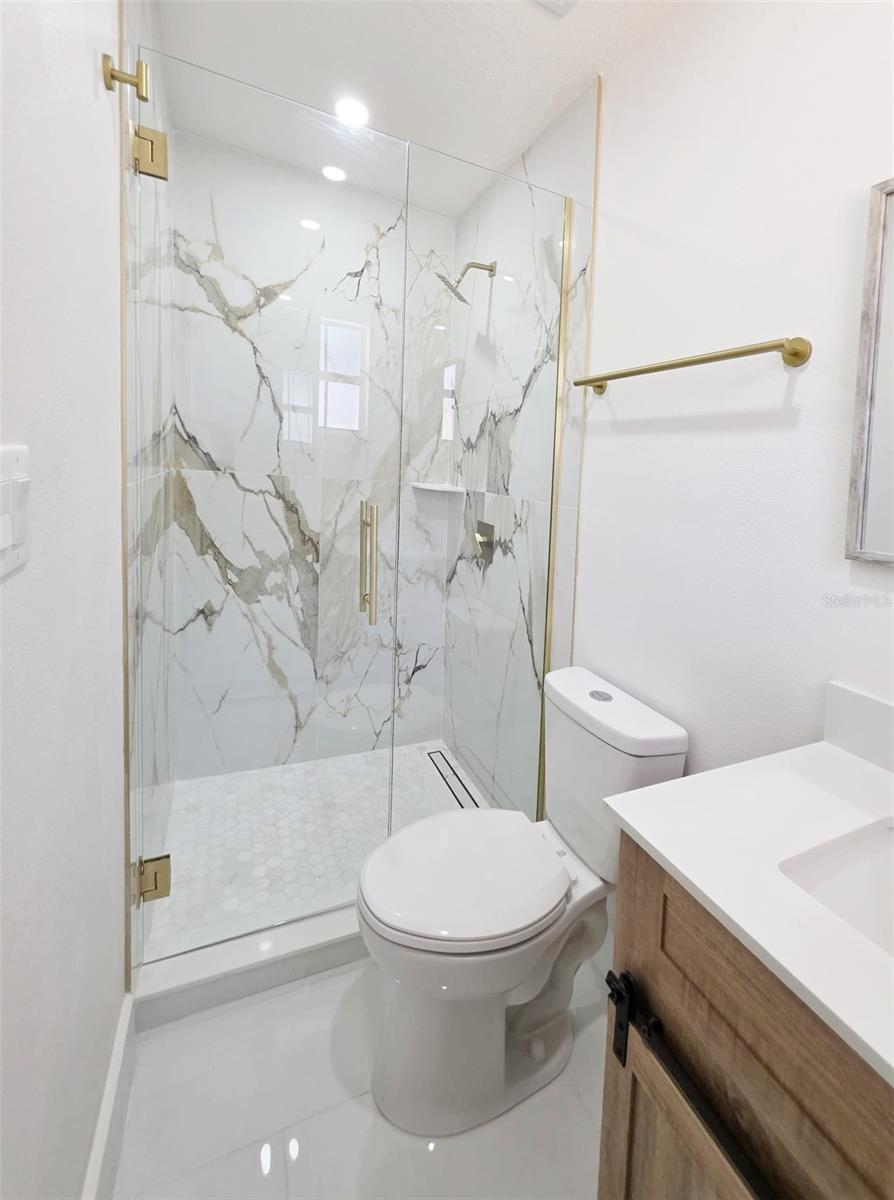 Image 22 of 42 For 1205 Emma Street