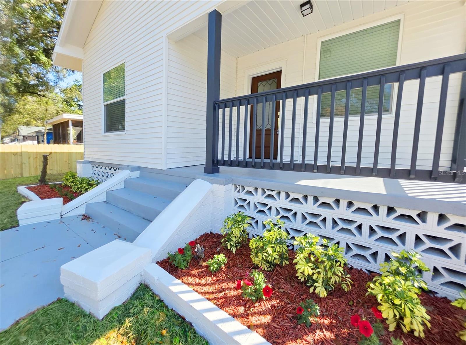 Image 3 of 42 For 1205 Emma Street