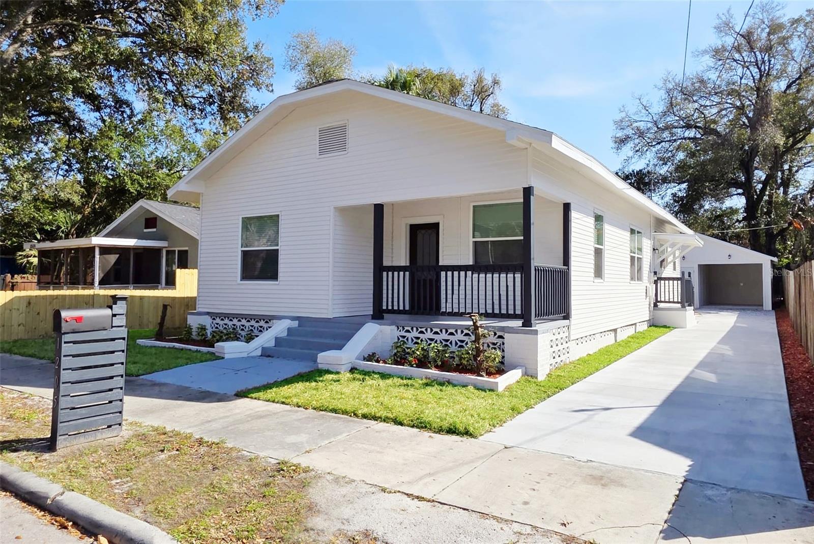 Image 4 of 42 For 1205 Emma Street