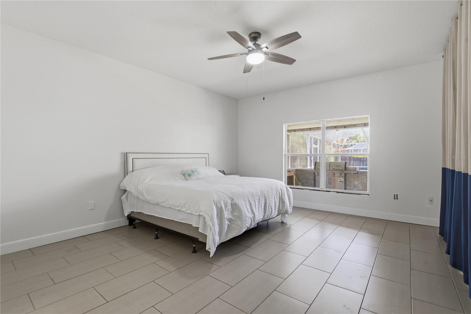 Image 10 of 51 For 20000 Harvie Lane