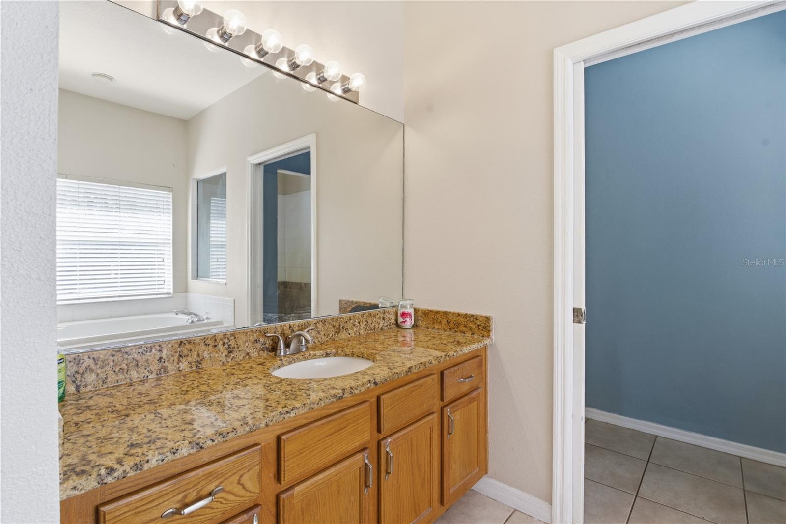 Image 15 of 51 For 20000 Harvie Lane