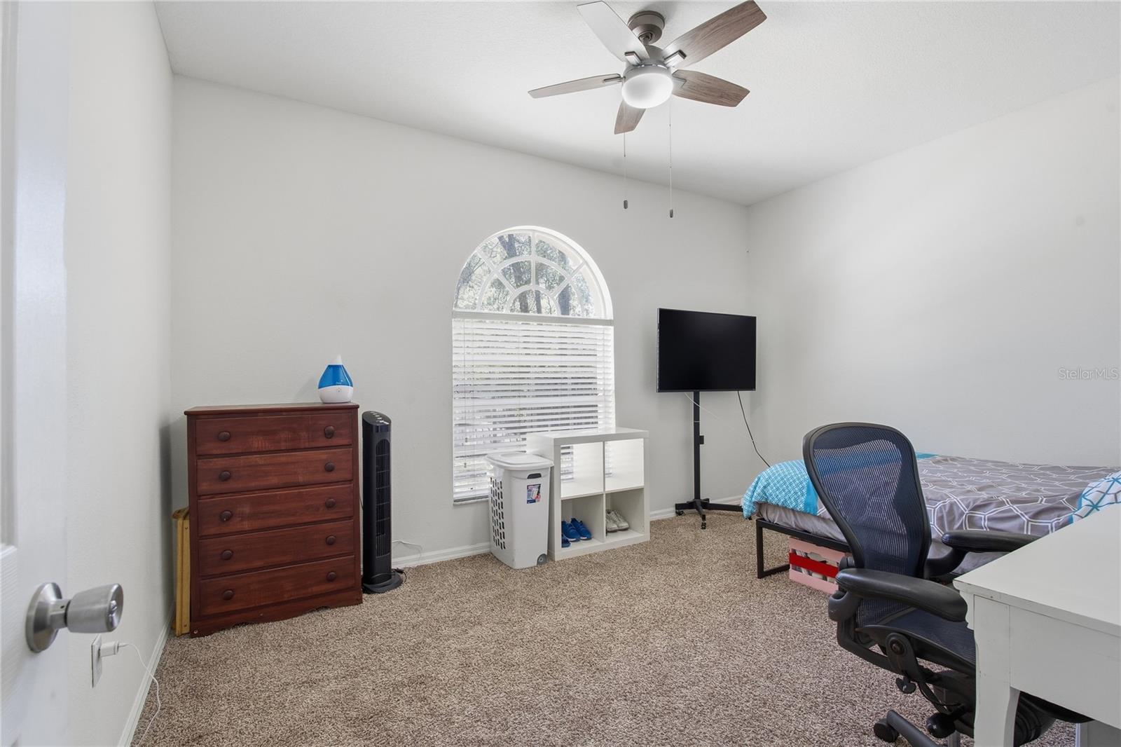 Image 19 of 51 For 20000 Harvie Lane