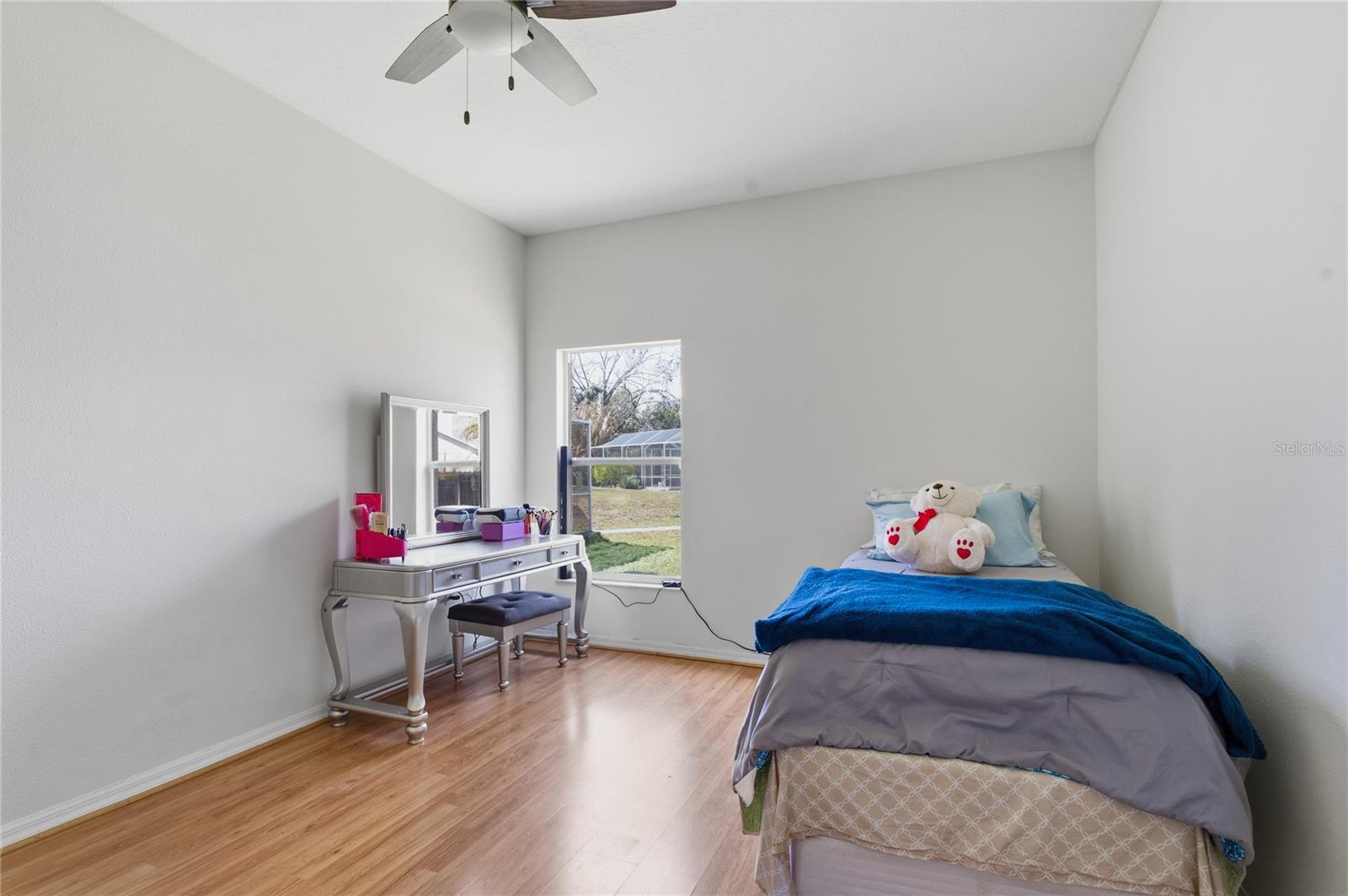 Image 32 of 51 For 20000 Harvie Lane