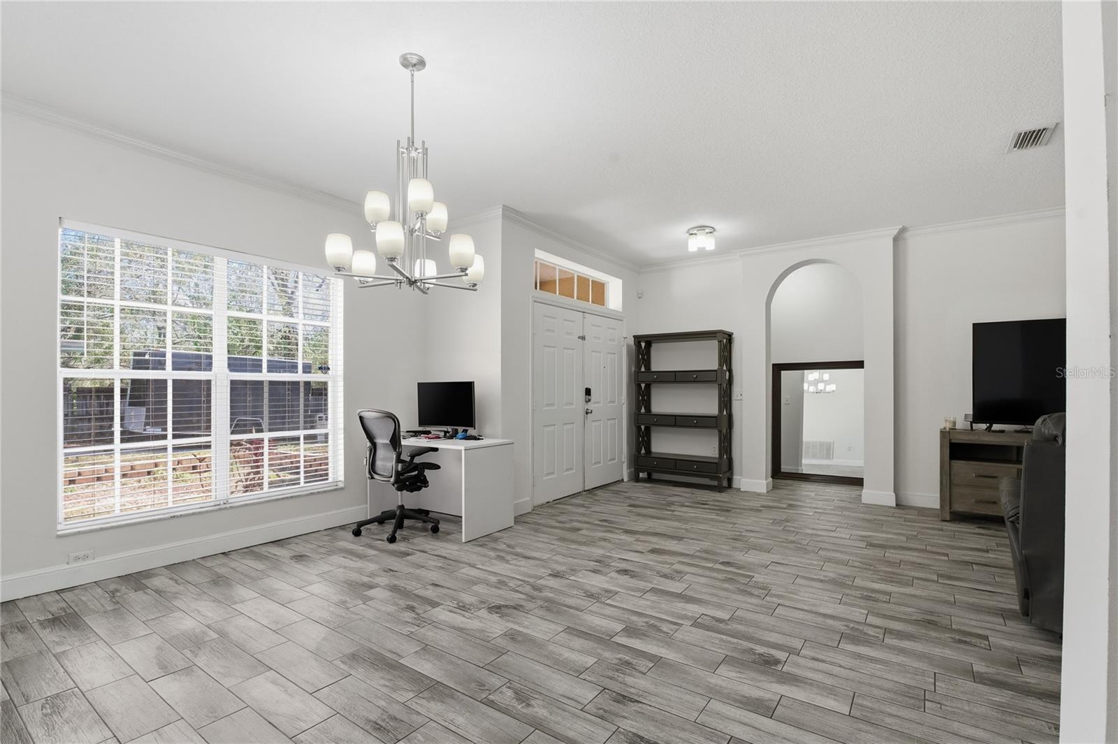 Image 9 of 51 For 20000 Harvie Lane